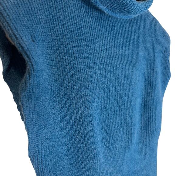 DÉLUC Bellini Sleeveless Knit Turtleneck Sweater Vest – Blue – Size Small - Picture 3 of 6